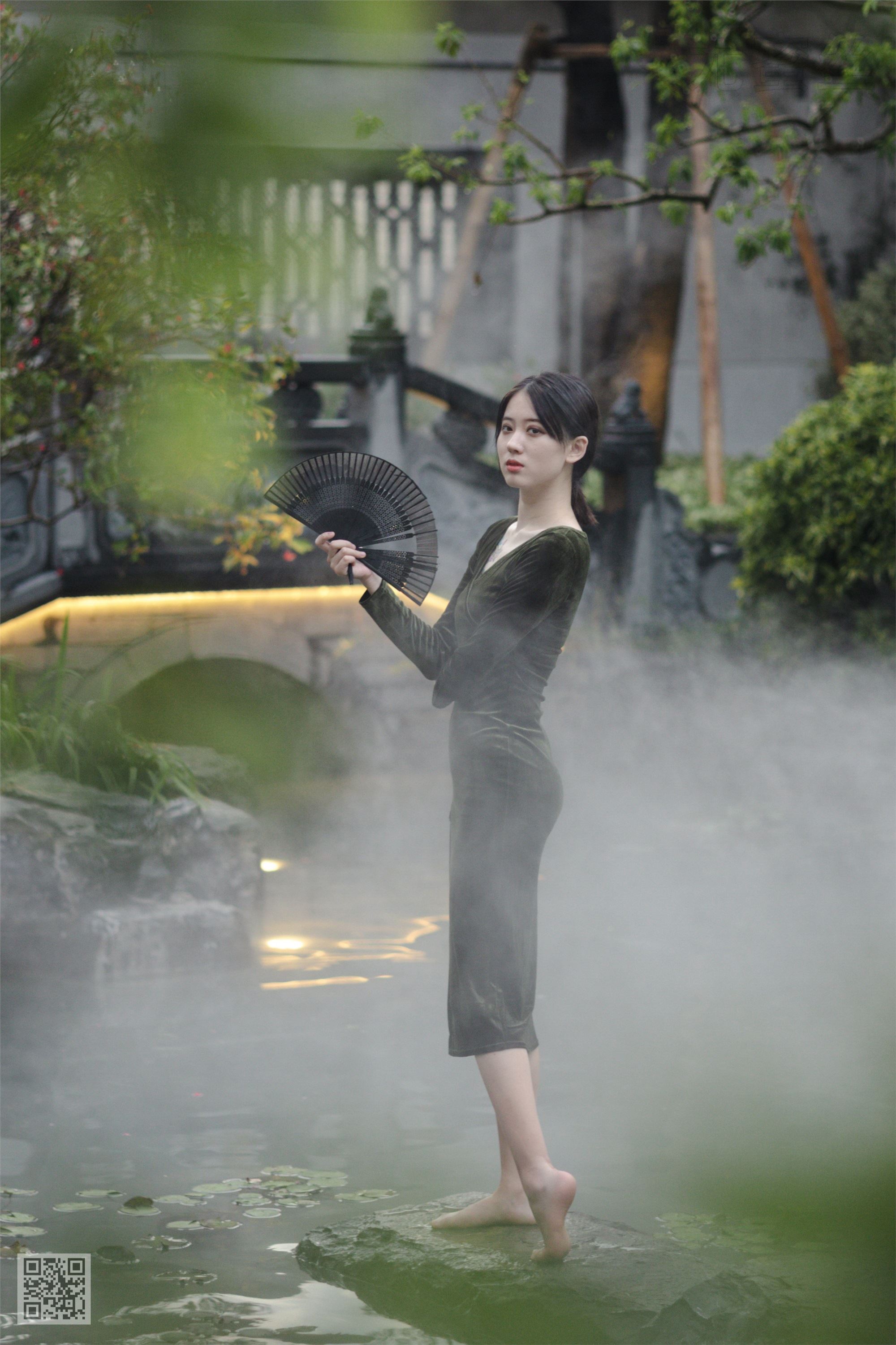 尤蜜丝 穿搭写真 NO.111